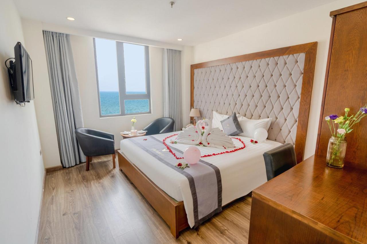 Royal Charm Hotel Da Nang Esterno foto