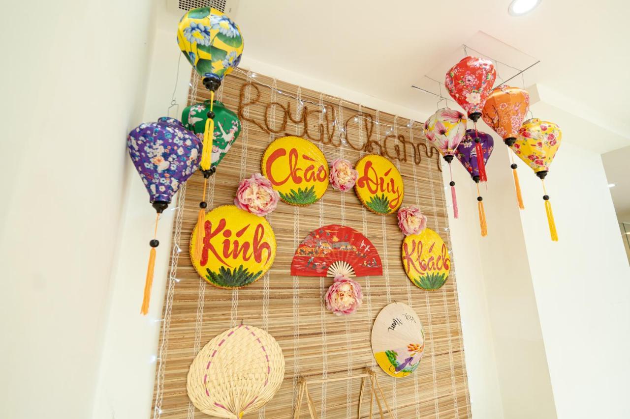 Royal Charm Hotel Da Nang Esterno foto